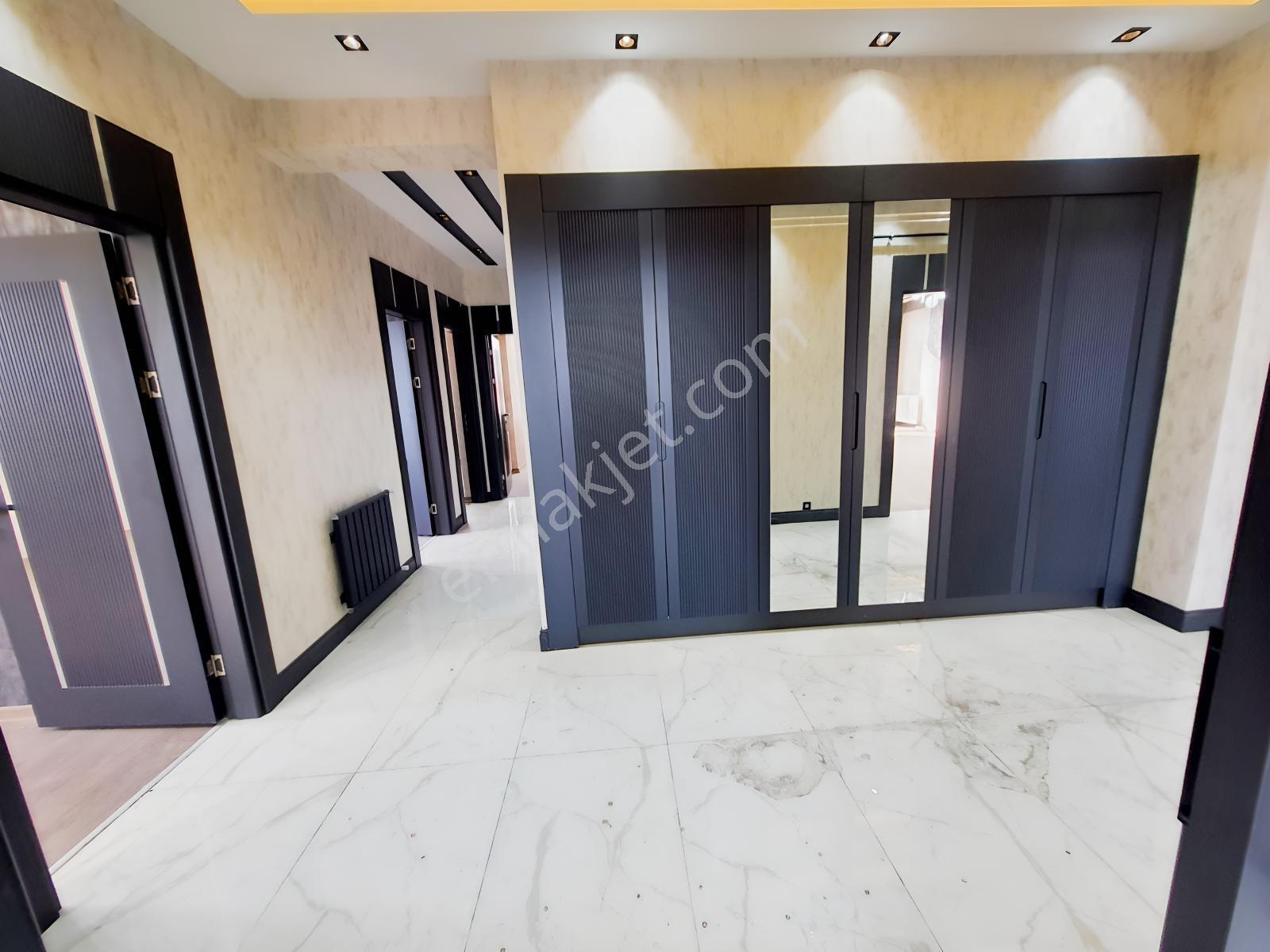 Öznur Emlak'tan Doğukent'te Satılık 4+1 Lüks Daire — fotoğraf 28