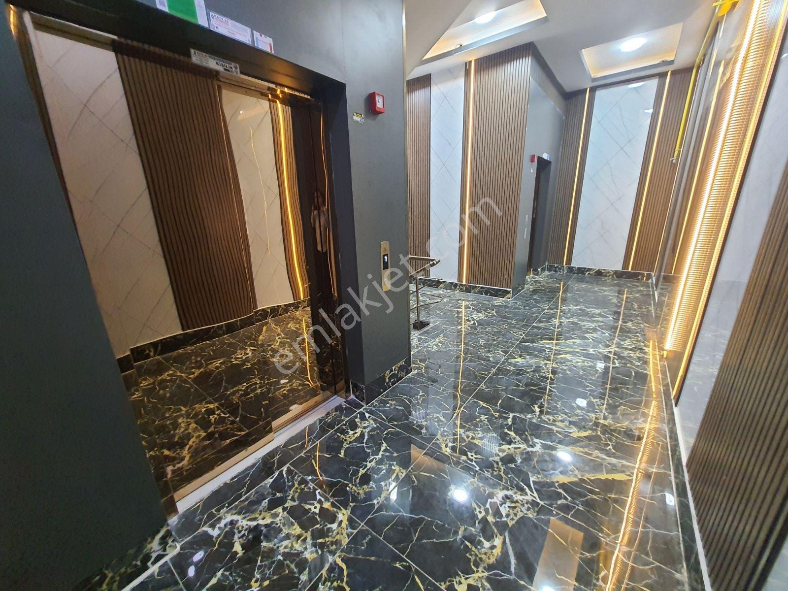 Öznur Emlak'tan Doğukent'te Satılık 4+1 Lüks Daire — fotoğraf 33