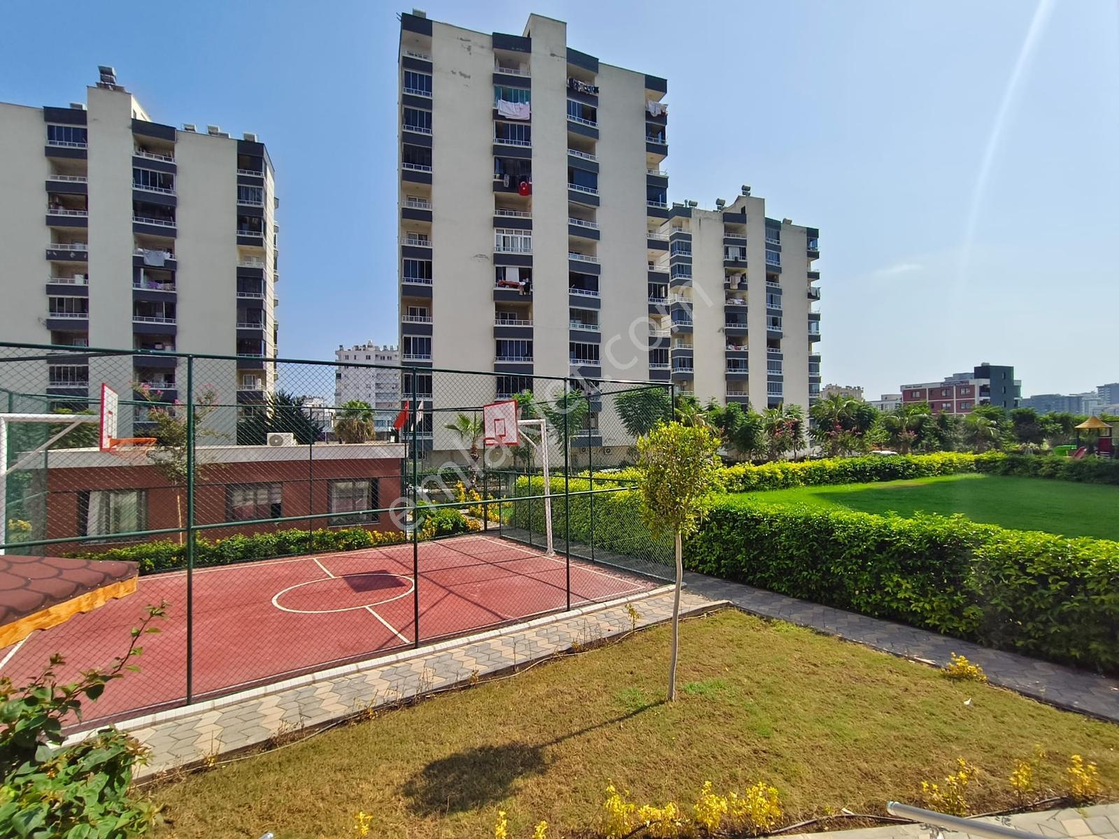 New Form'dan Çiftlikköy'de Tuval Art Sitesi Satılık 2+1 Daire — fotoğraf 2