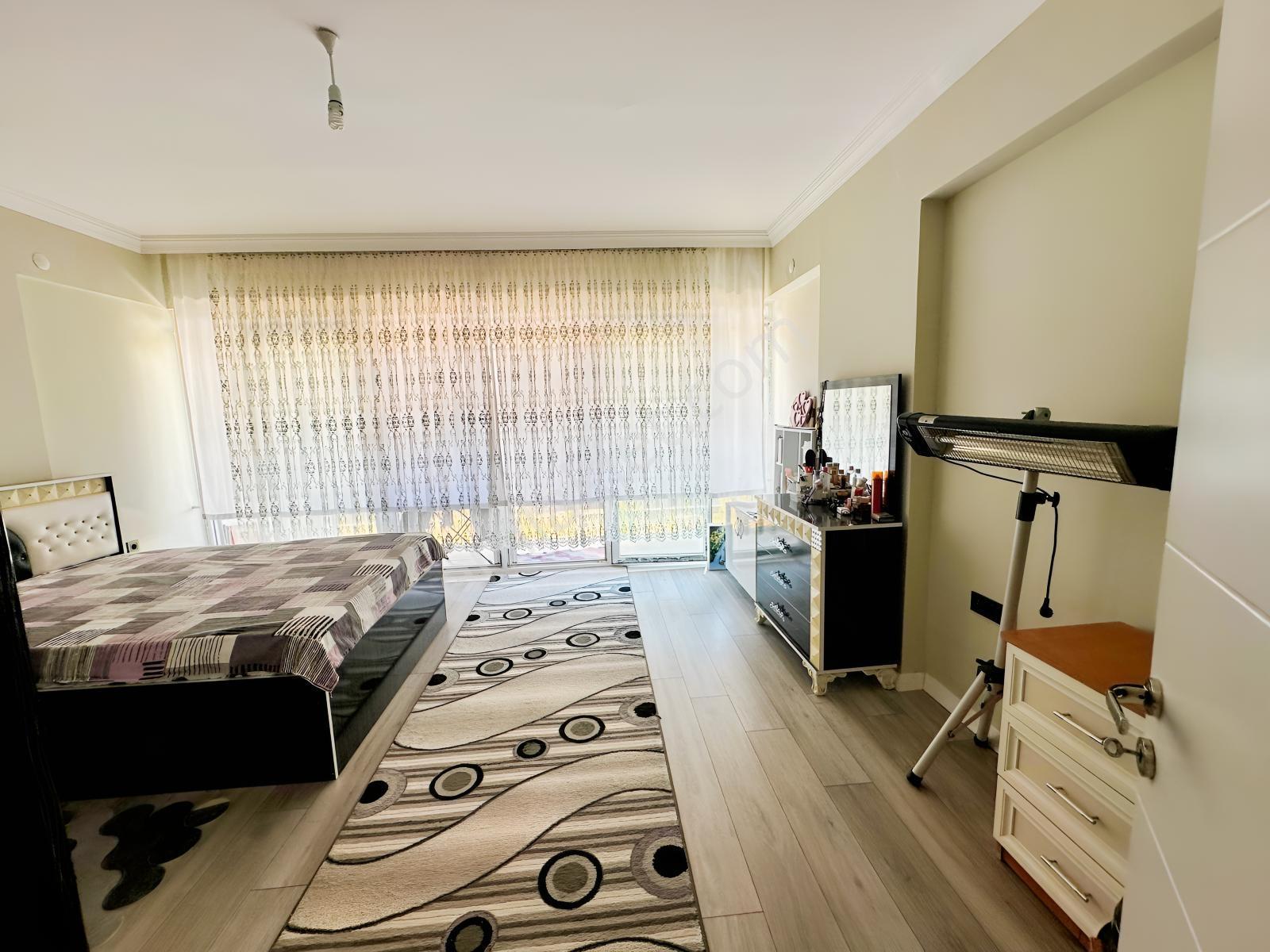 Antalya Altıntaşta Havuzlu Sıtede 2+1 Dubleks — fotoğraf 19
