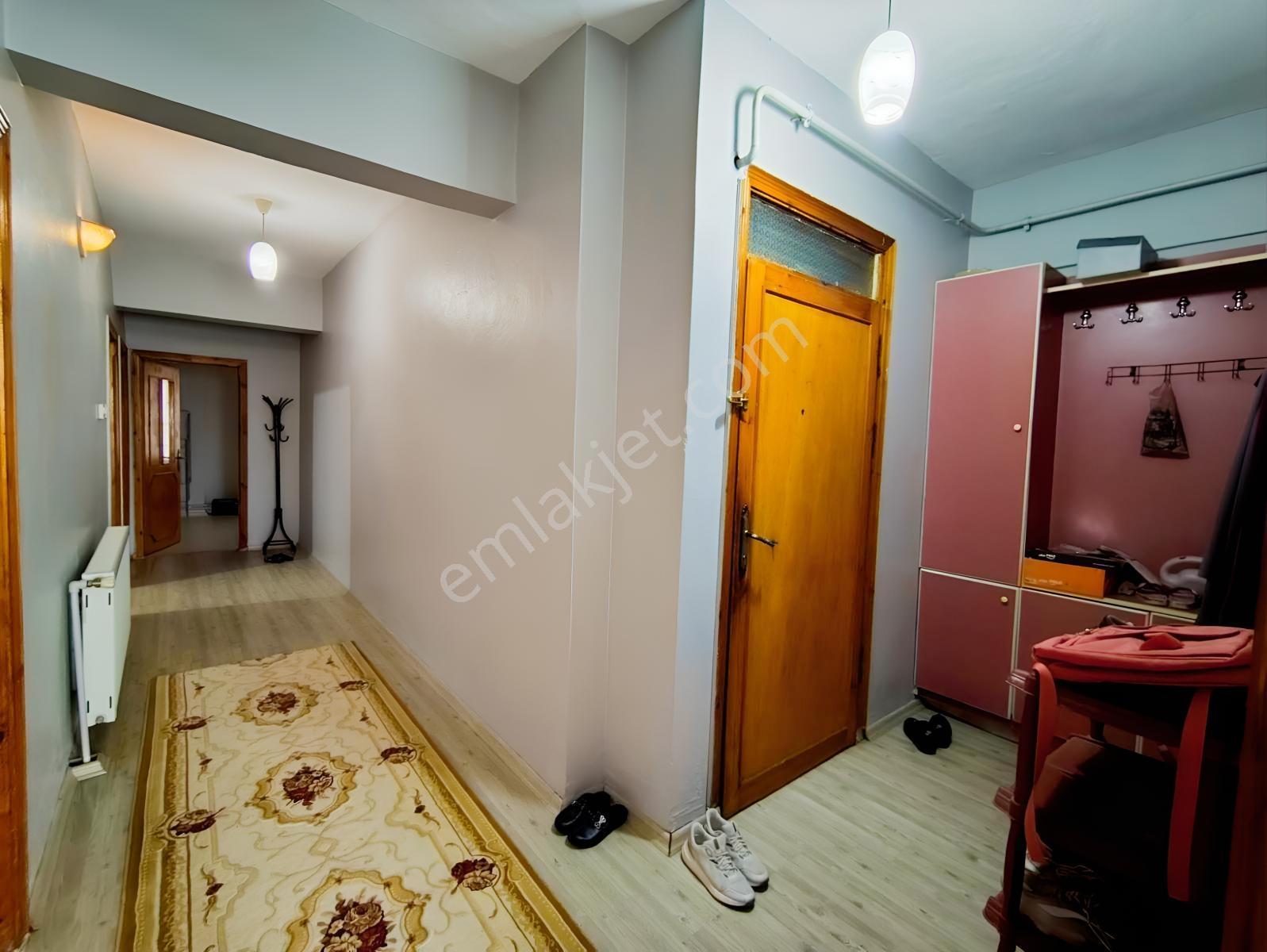 Karasu Çarşı Merkezde Hem Oturumluk Hem Yatırımlık 2+1 Daire — fotoğraf 5