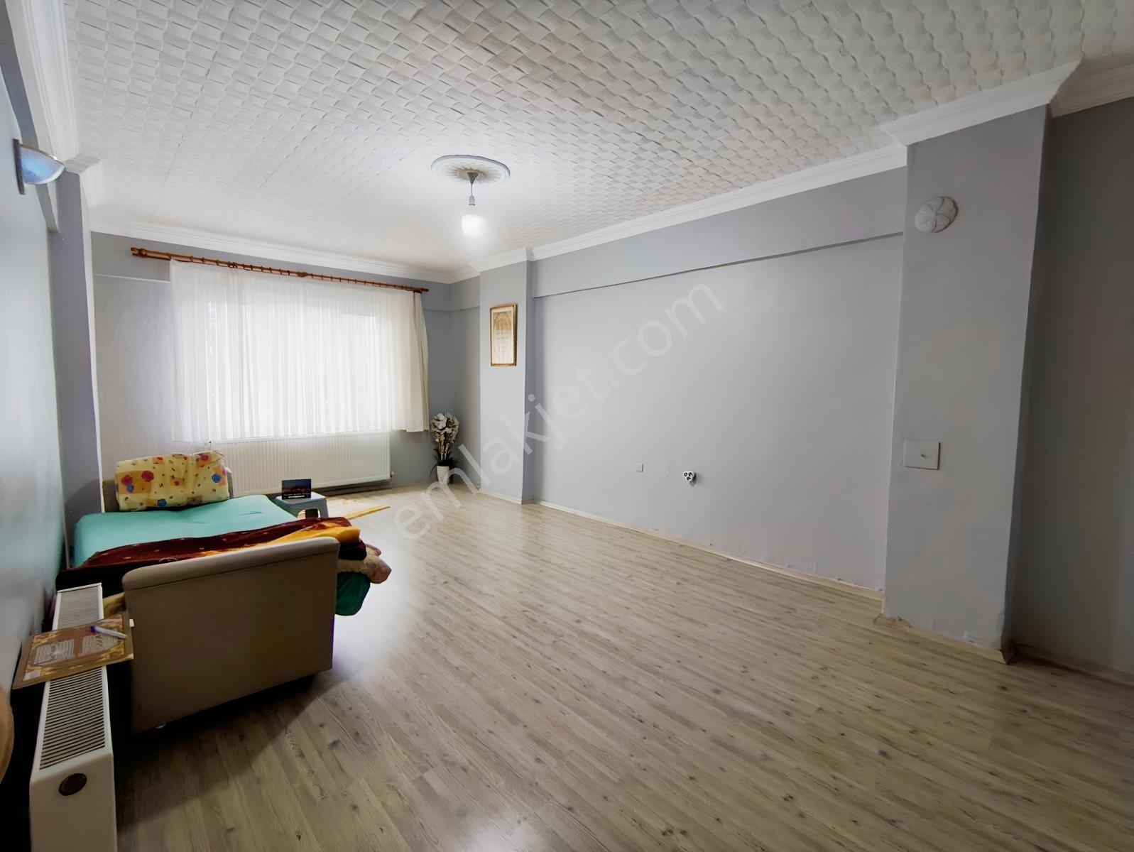 Karasu Çarşı Merkezde Hem Oturumluk Hem Yatırımlık 2+1 Daire — fotoğraf 7
