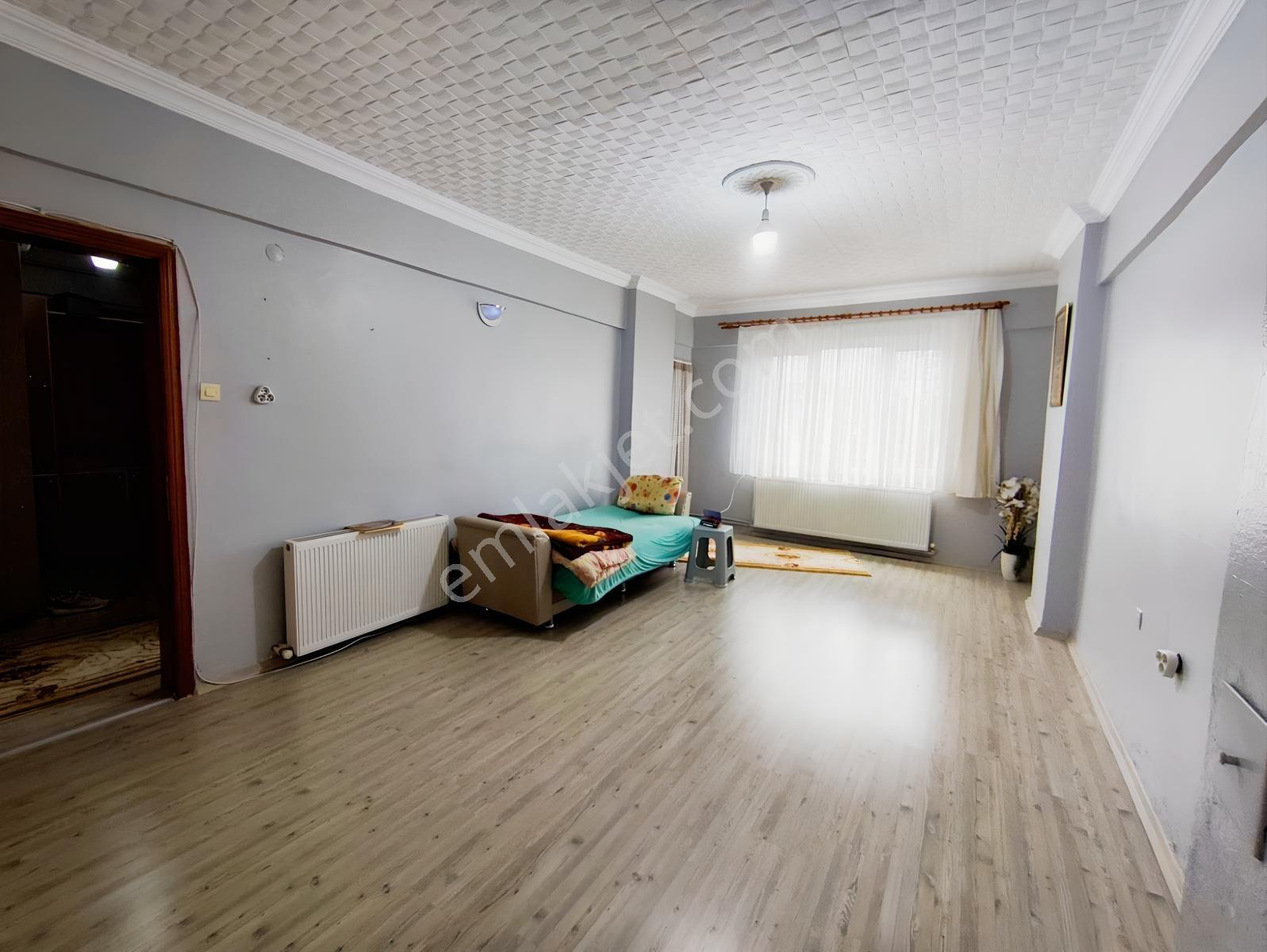Karasu Çarşı Merkezde Hem Oturumluk Hem Yatırımlık 2+1 Daire — fotoğraf 8