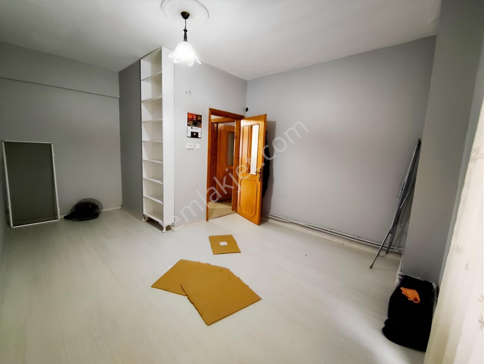 Karasu Çarşı Merkezde Hem Oturumluk Hem Yatırımlık 2+1 Daire — fotoğraf 15
