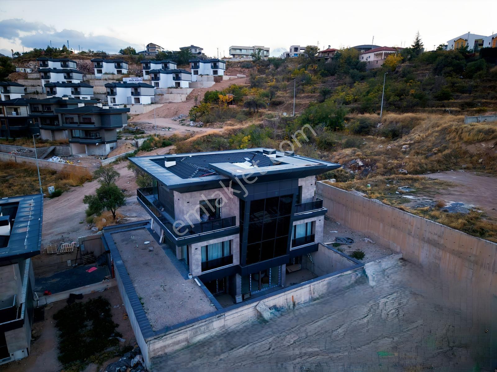 Erenköy Çay Bağlarında Özel Mimari Satılık Lüks Villa — fotoğraf 23
