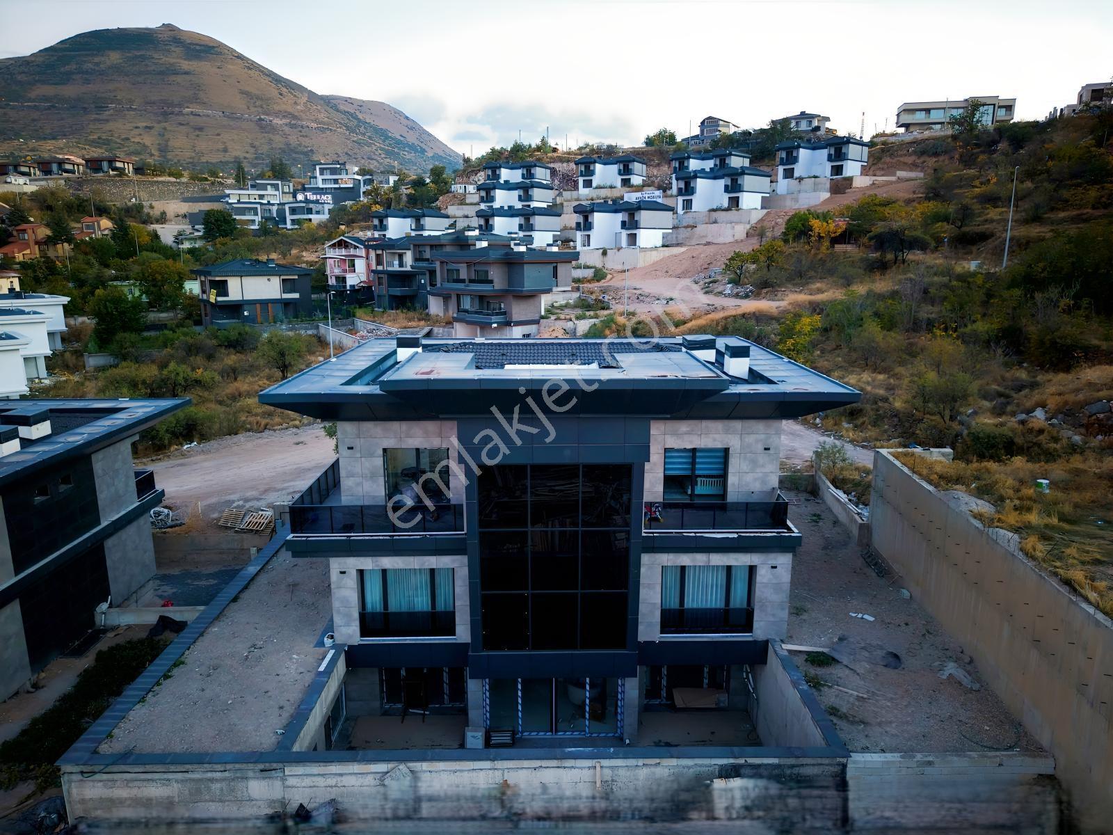 Erenköy Çay Bağlarında Özel Mimari Satılık Lüks Villa — fotoğraf 25