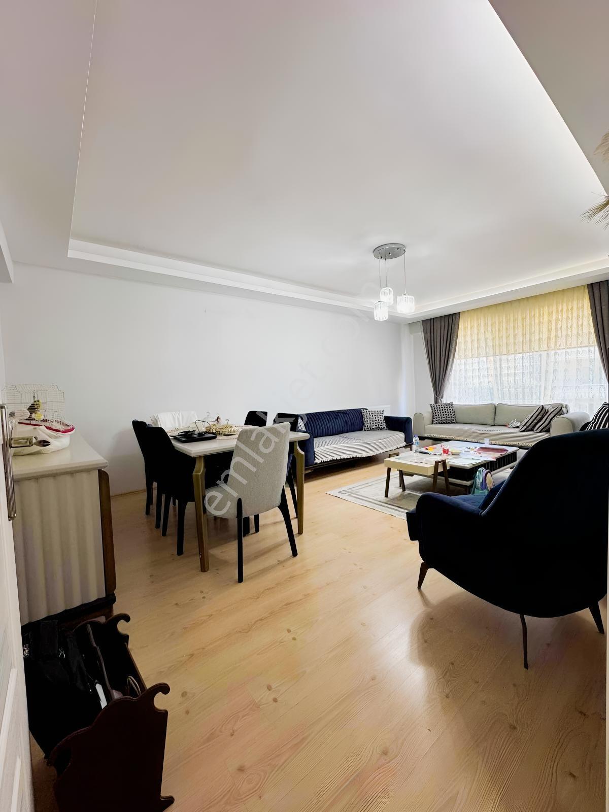Öznur Öztürk'ten Derebahçe Yenişehir Sitesi 3+1 Satılık Daire — fotoğraf 5
