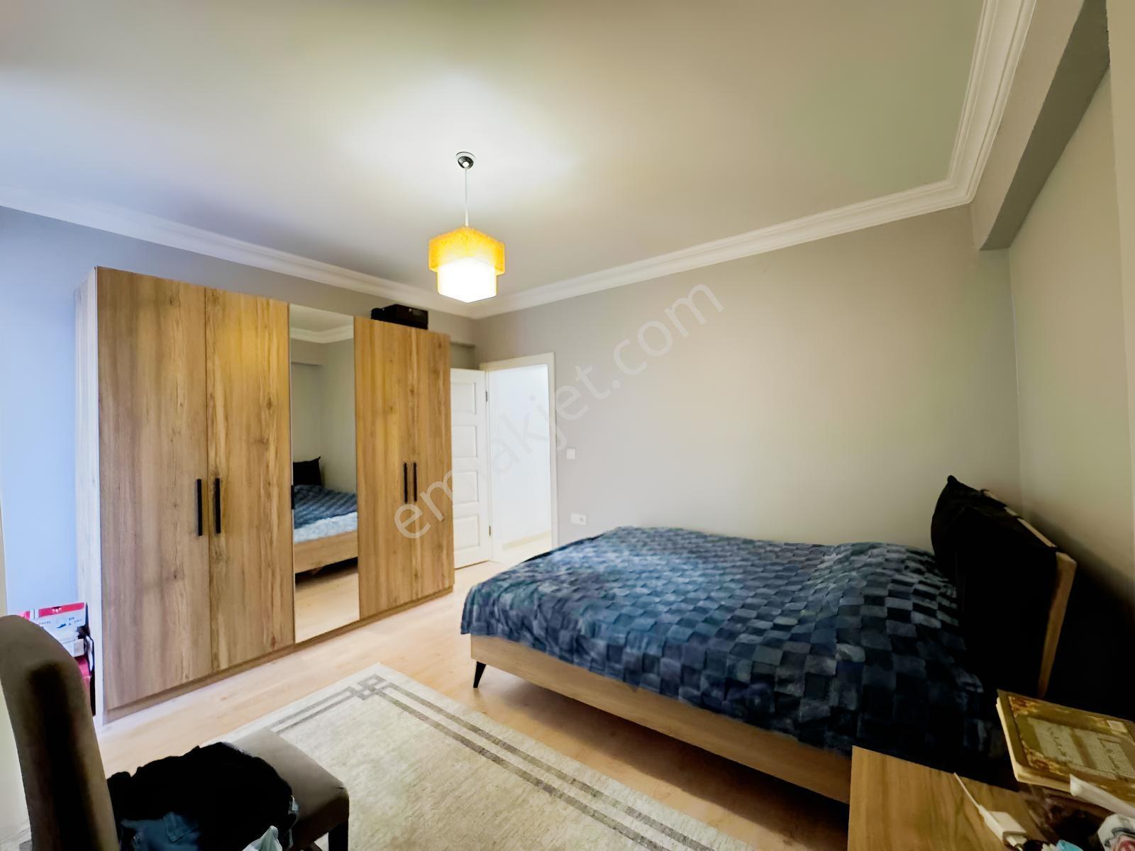 Öznur Öztürk'ten Derebahçe Yenişehir Sitesi 3+1 Satılık Daire — fotoğraf 11