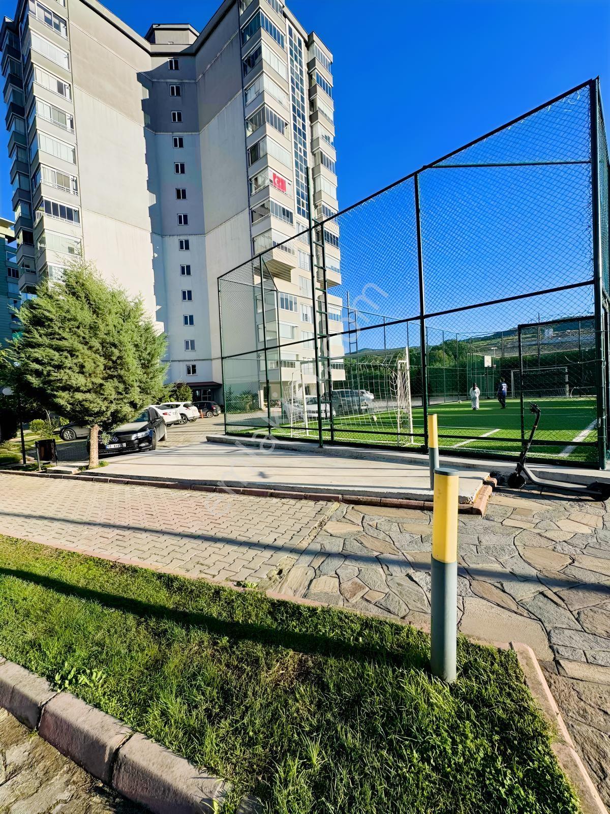 Öznur Öztürk'ten Derebahçe Yenişehir Sitesi 3+1 Satılık Daire — fotoğraf 29