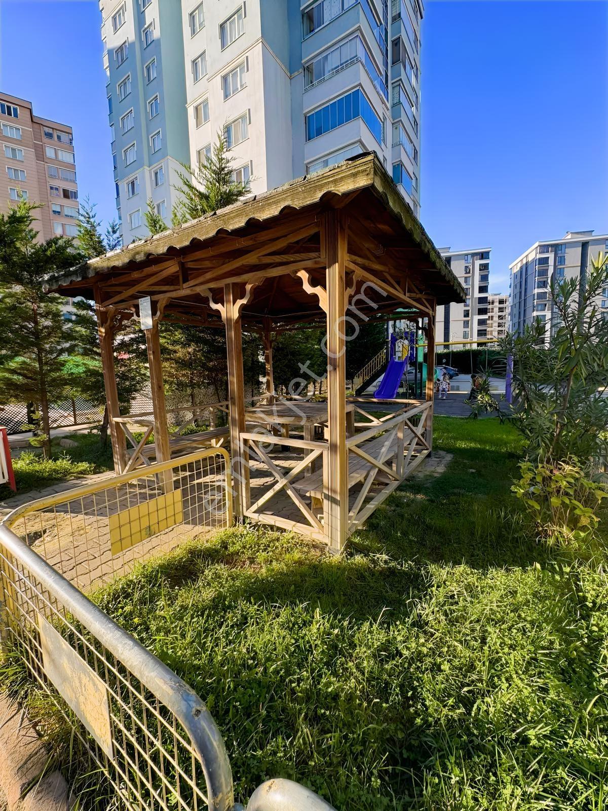 Öznur Öztürk'ten Derebahçe Yenişehir Sitesi 3+1 Satılık Daire — fotoğraf 30