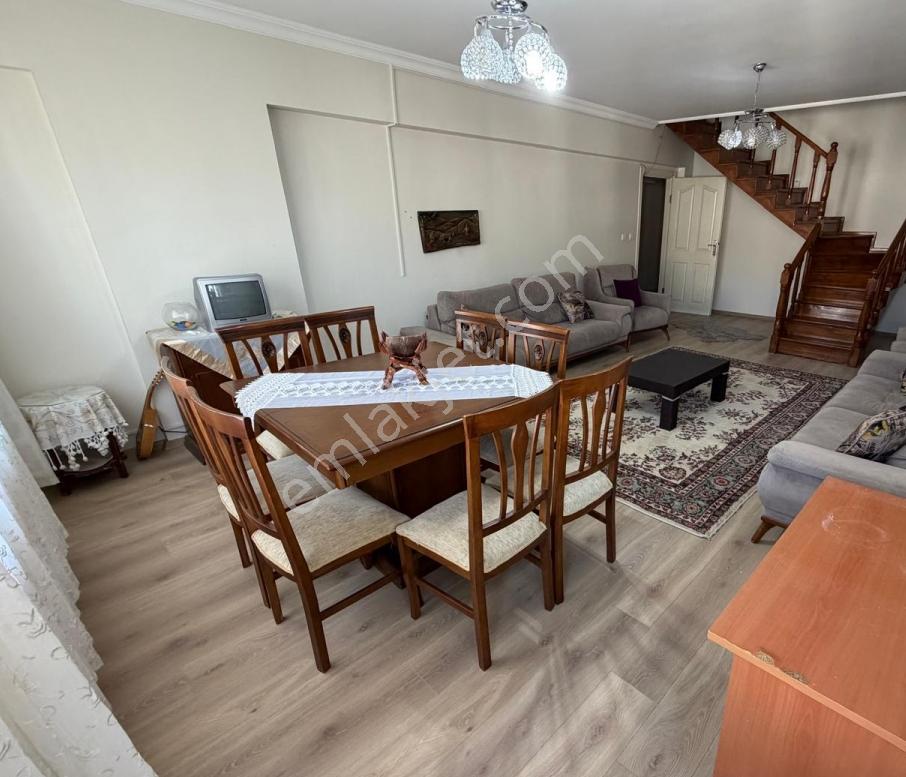 Çetin Emeç Üzerinde Şerefiyeli 5+2 Satılık Dubleks Daire !!! — fotoğraf 3