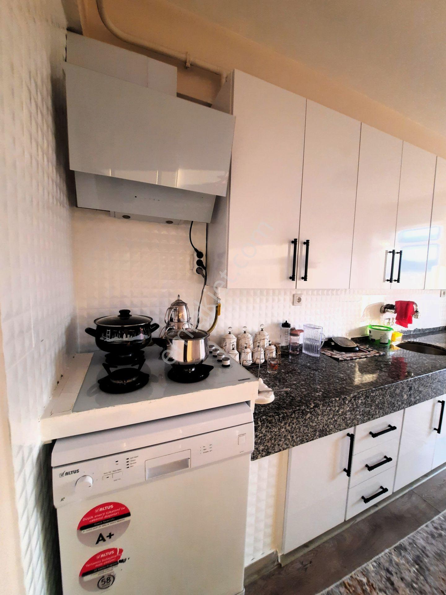 Düzce Aydınpınar Caddesinde -eşyalı- 2+1 Yenilenmiş Daire! — fotoğraf 8
