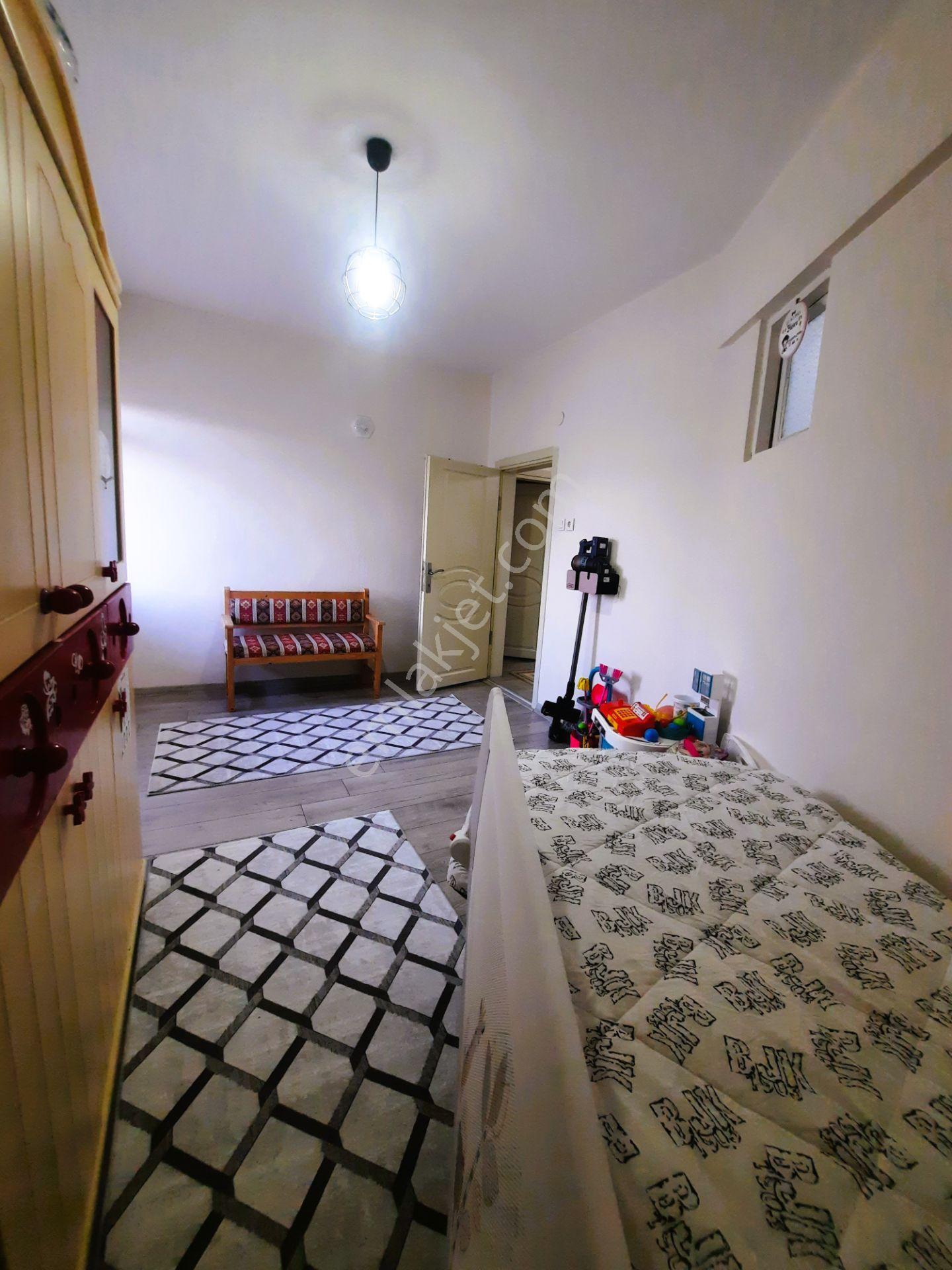 Düzce Aydınpınar Caddesinde -eşyalı- 2+1 Yenilenmiş Daire! — fotoğraf 19