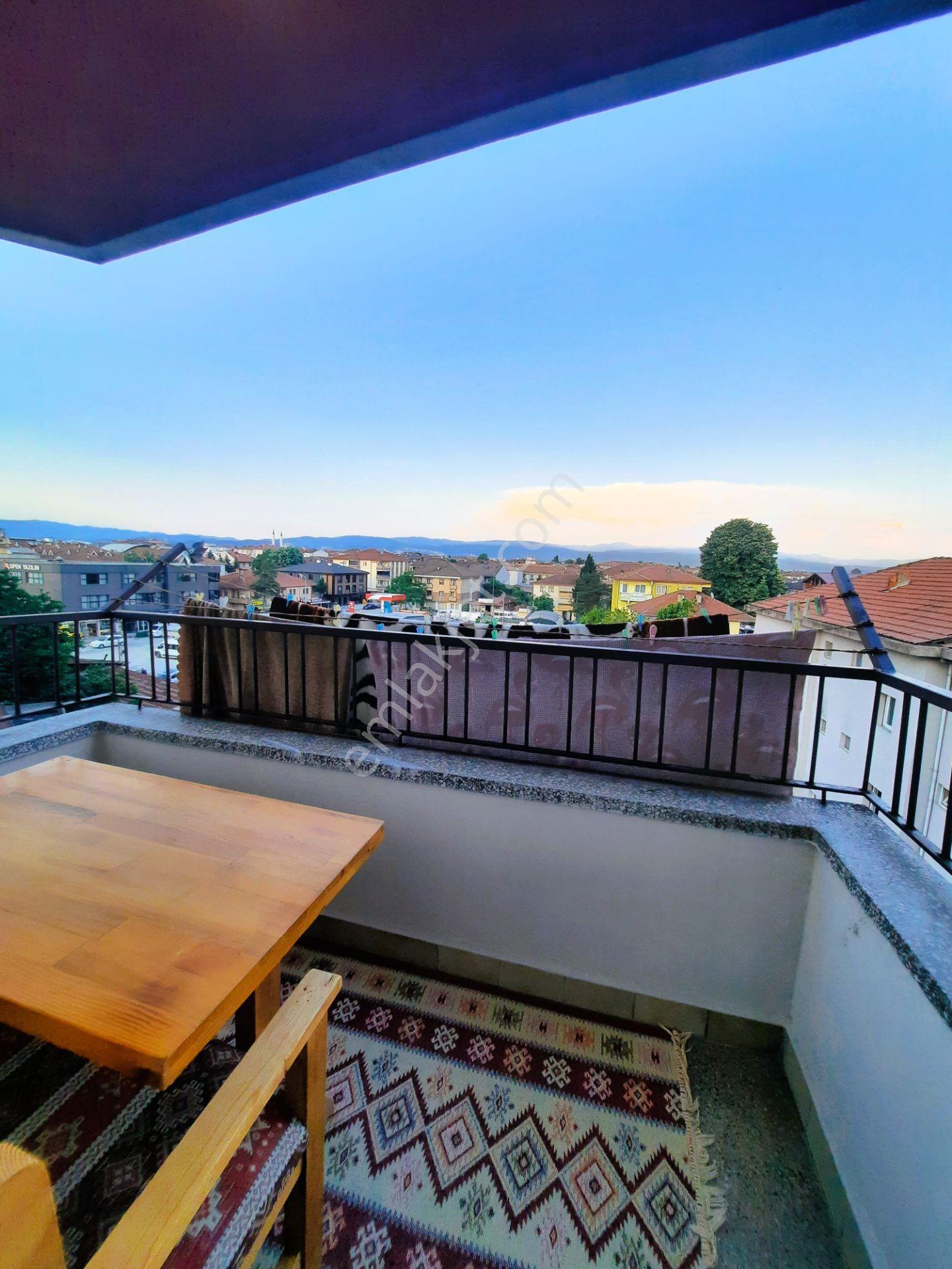 Düzce Aydınpınar Caddesinde -eşyalı- 2+1 Yenilenmiş Daire! — fotoğraf 20