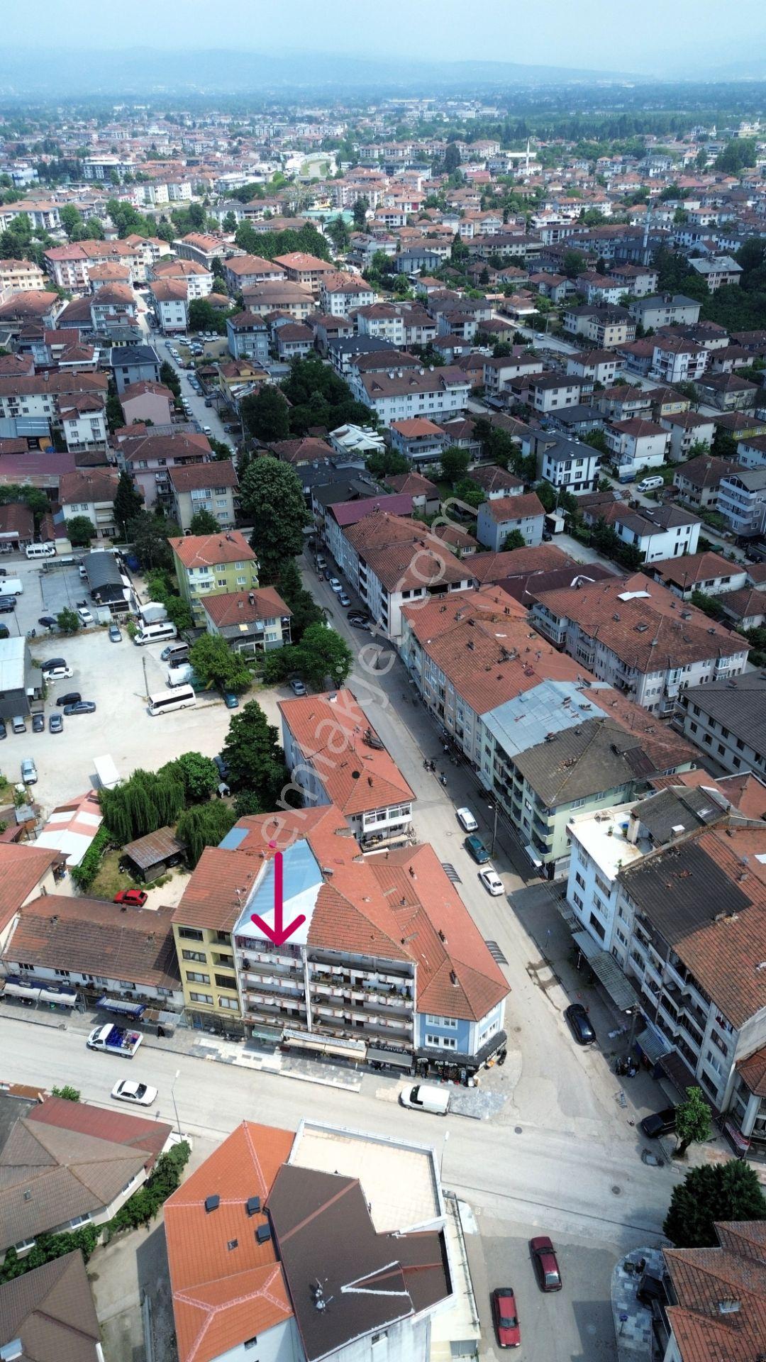 Düzce Aydınpınar Caddesinde -eşyalı- 2+1 Yenilenmiş Daire! — fotoğraf 33