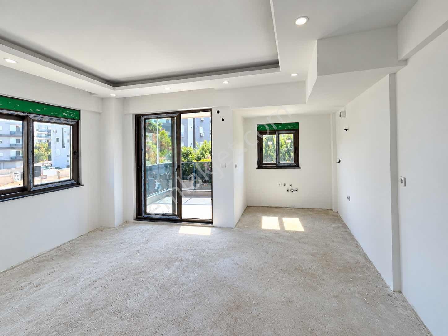 Finike Kum Mahellesinde Demşz Manzaralı Satılık 1+1 Daire — fotoğraf 11