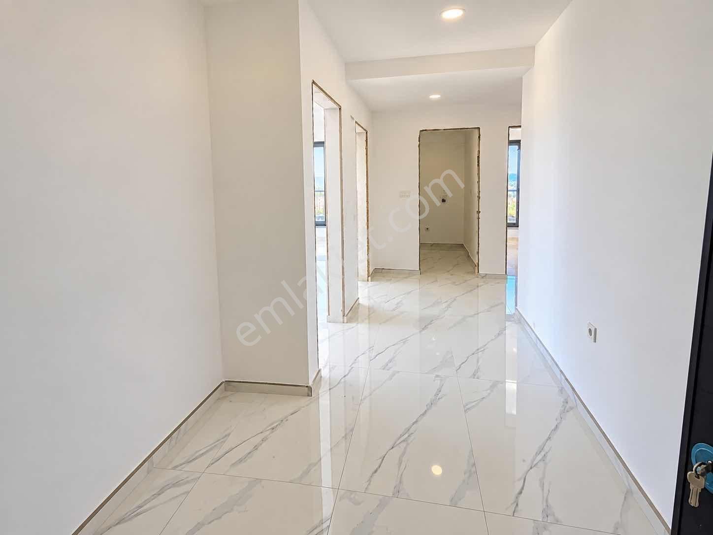 Finike Kum Mahellesinde Demşz Manzaralı Satılık 1+1 Daire — fotoğraf 20