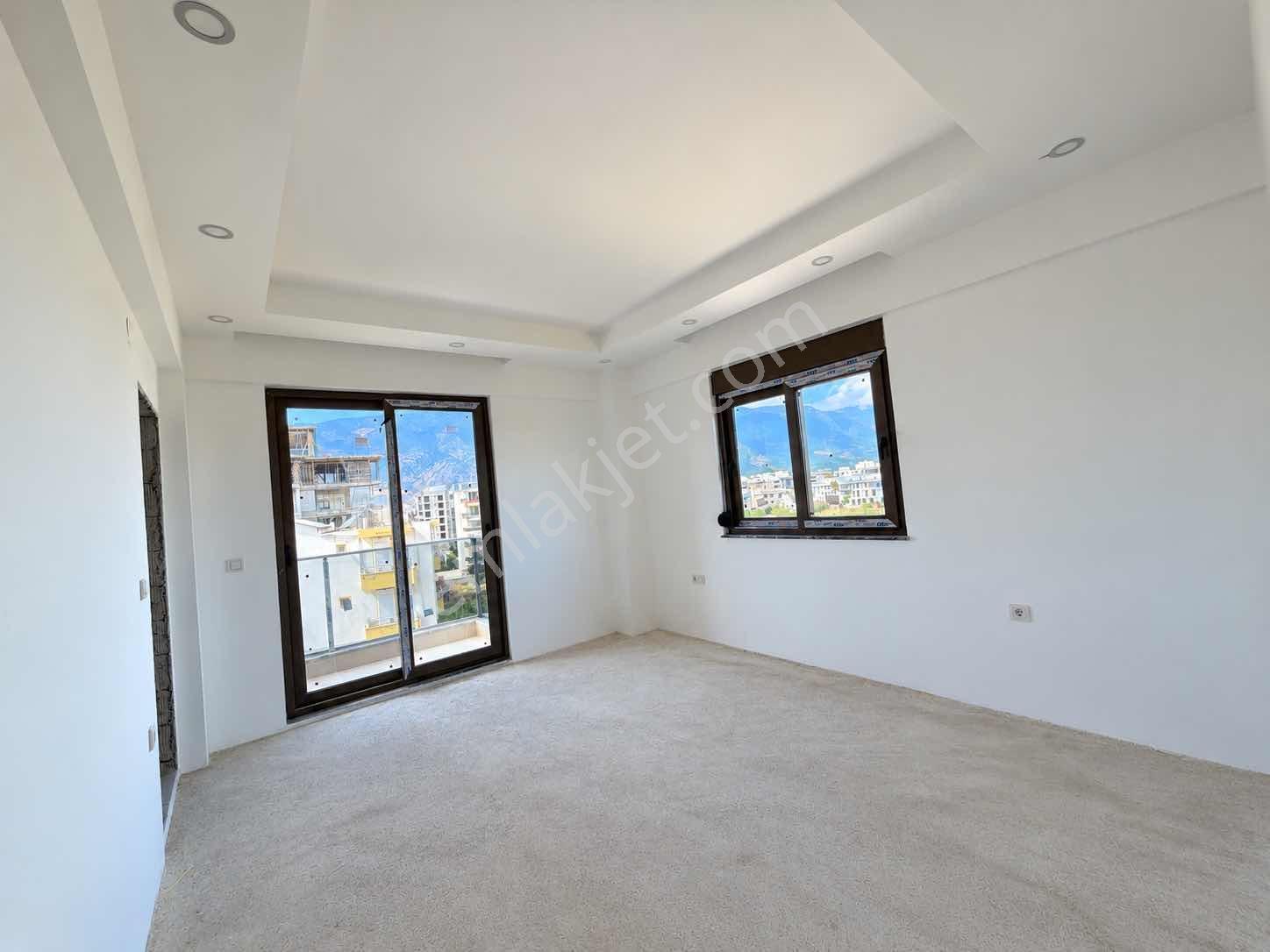 Finike Kum Mahellesinde Demşz Manzaralı Satılık 1+1 Daire — fotoğraf 35