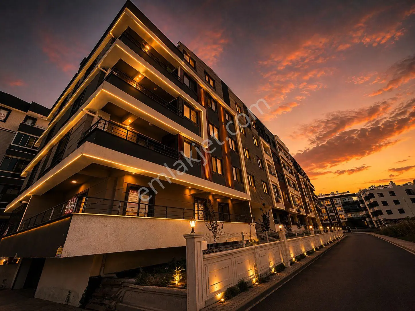 Yükselden Altınkumda Kombili Otoparklı Al Otur! 2+1 Sıfır Daire
