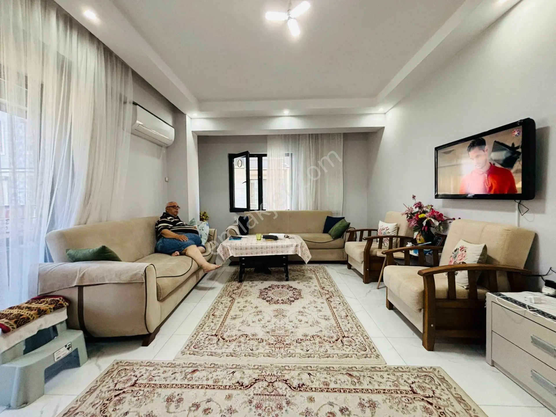 Yükselden Altınkumda Kombili Otoparklı Al Otur! 2+1 Sıfır Daire — fotoğraf 3
