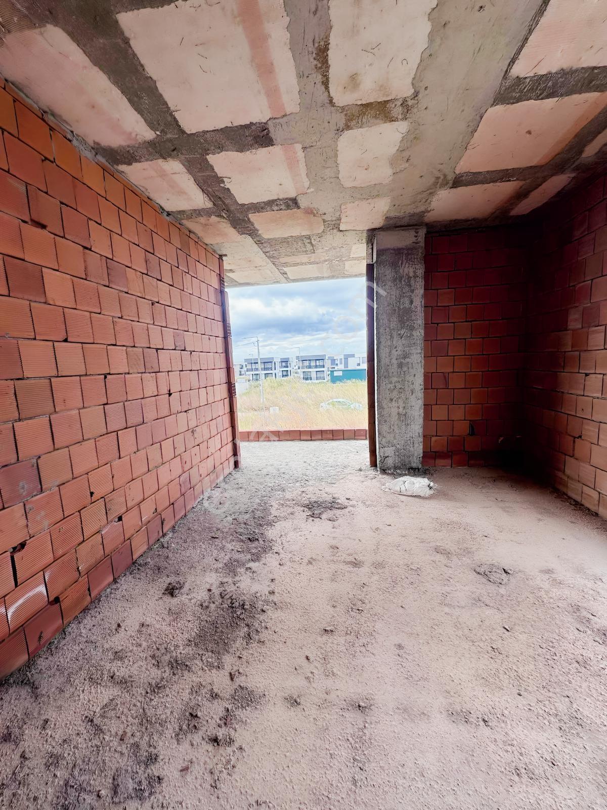 Gömeç'te Uygun Fiyata Satılık Natamam Büyük Müstakil Villa — fotoğraf 10