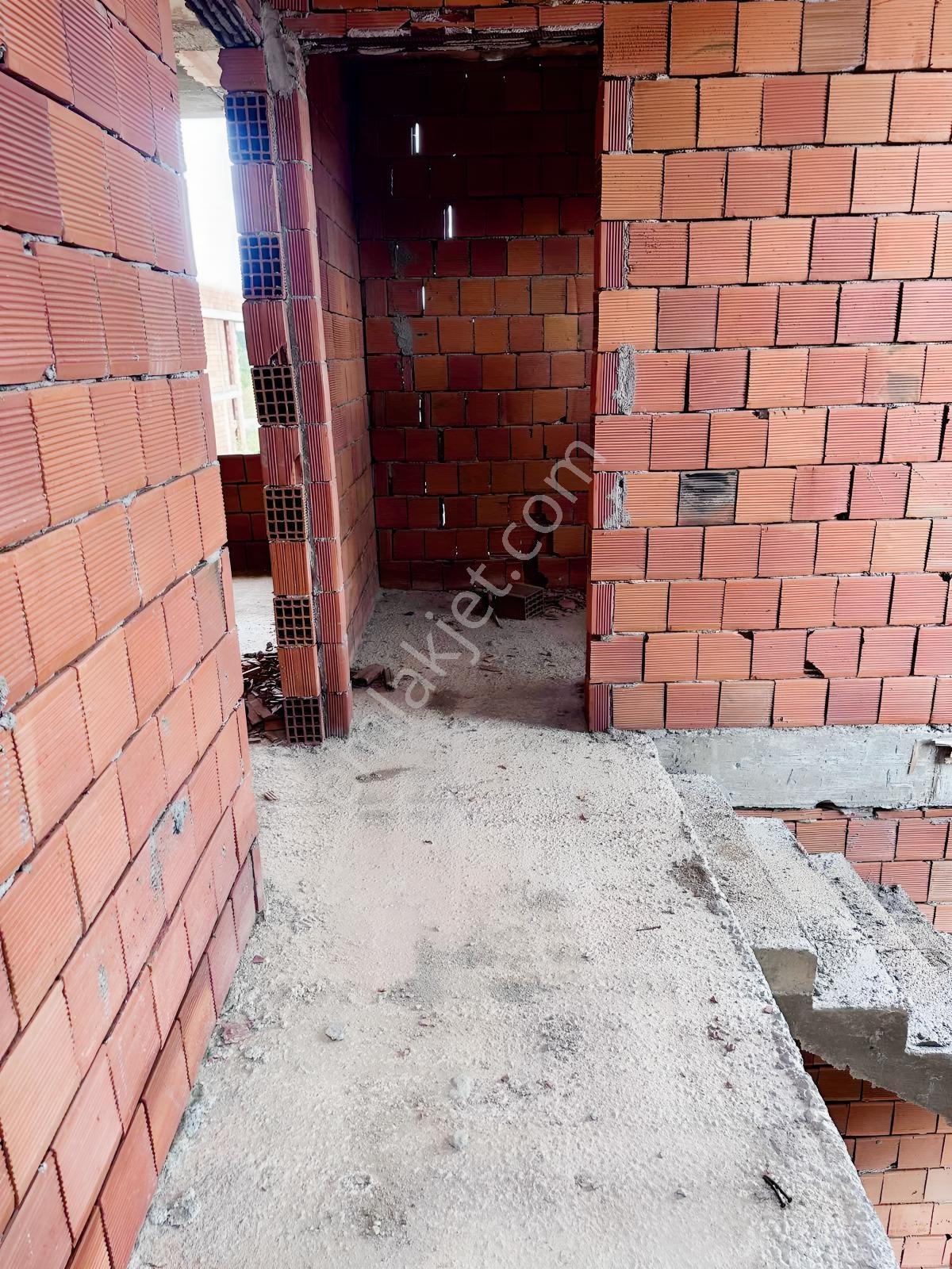 Gömeç'te Uygun Fiyata Satılık Natamam Büyük Müstakil Villa — fotoğraf 12