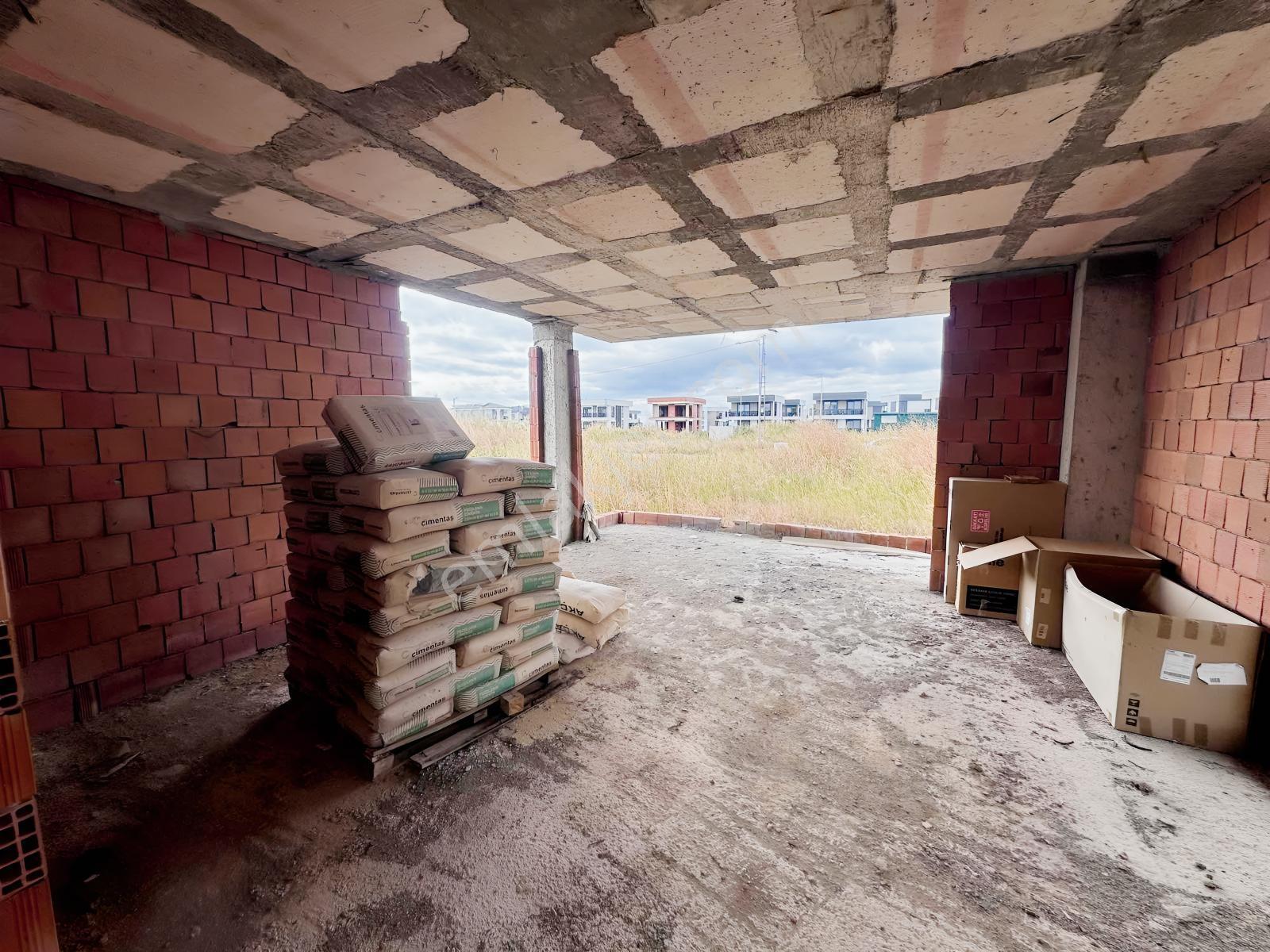 Gömeç'te Uygun Fiyata Satılık Natamam Büyük Müstakil Villa — fotoğraf 21
