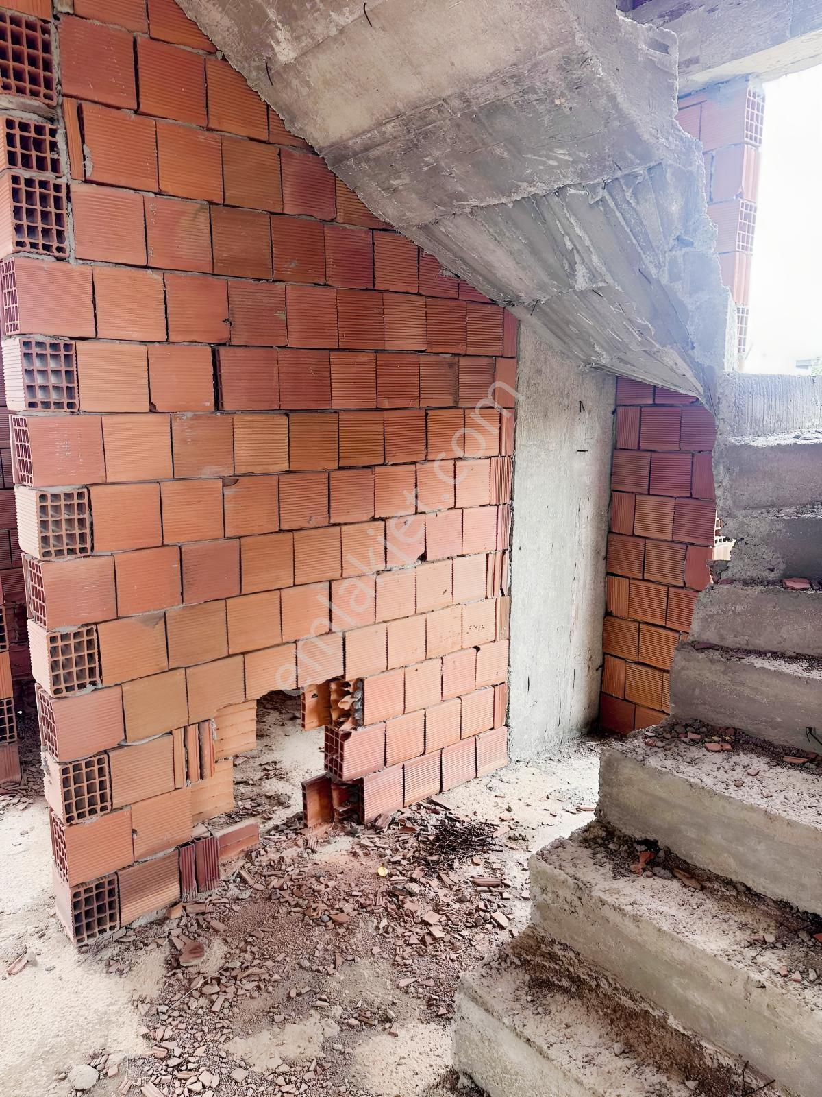 Gömeç'te Uygun Fiyata Satılık Natamam Büyük Müstakil Villa — fotoğraf 24