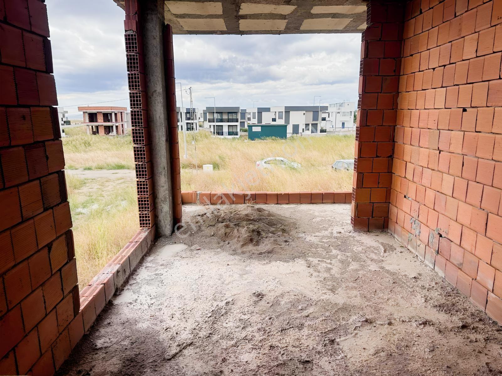 Gömeç'te Uygun Fiyata Satılık Natamam Büyük Müstakil Villa — fotoğraf 25