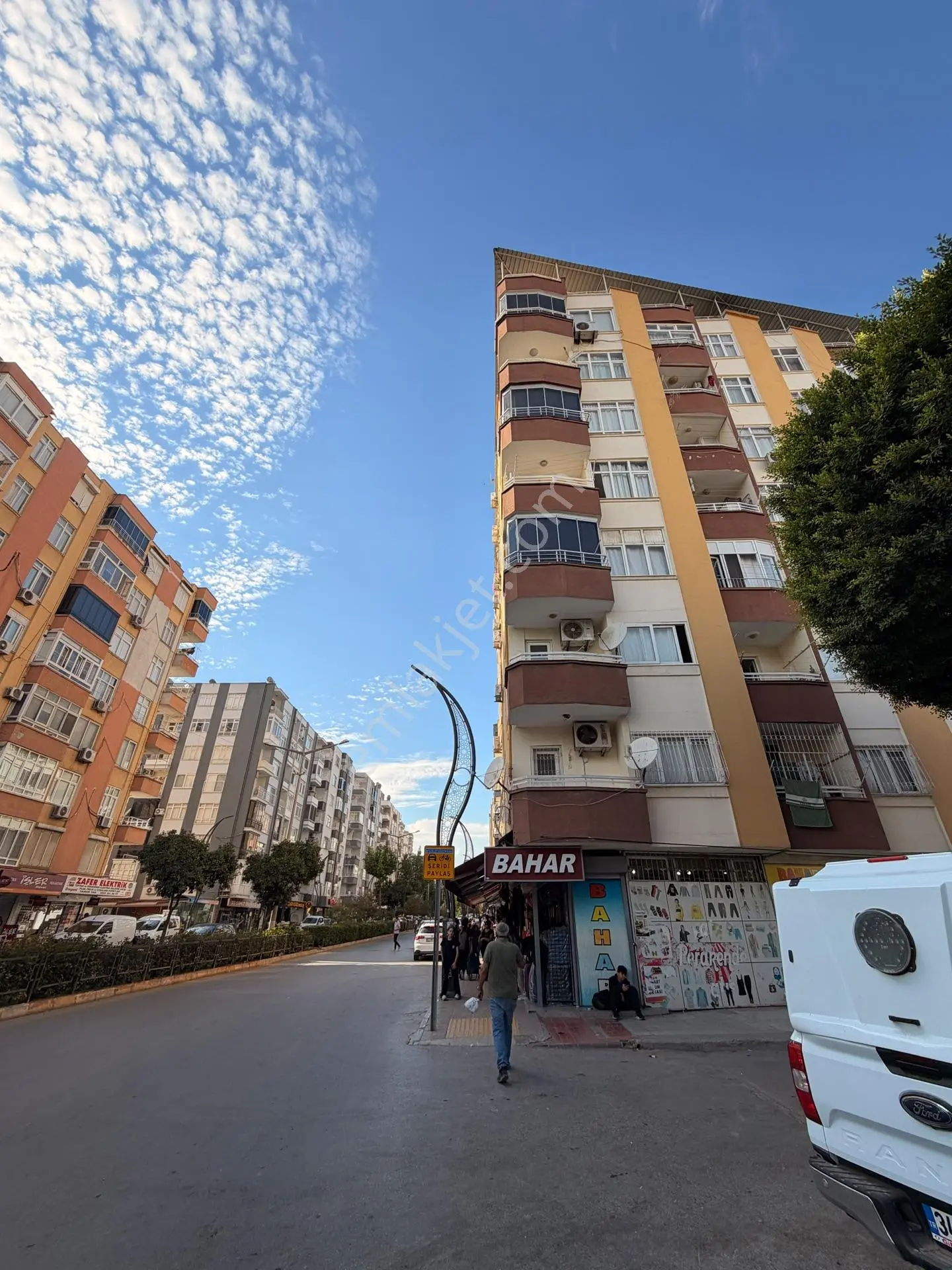 Koç Emlak’Tan Şehitishak Mahallesi’Nde Ana Yol Üzerinde Satılık 2+1