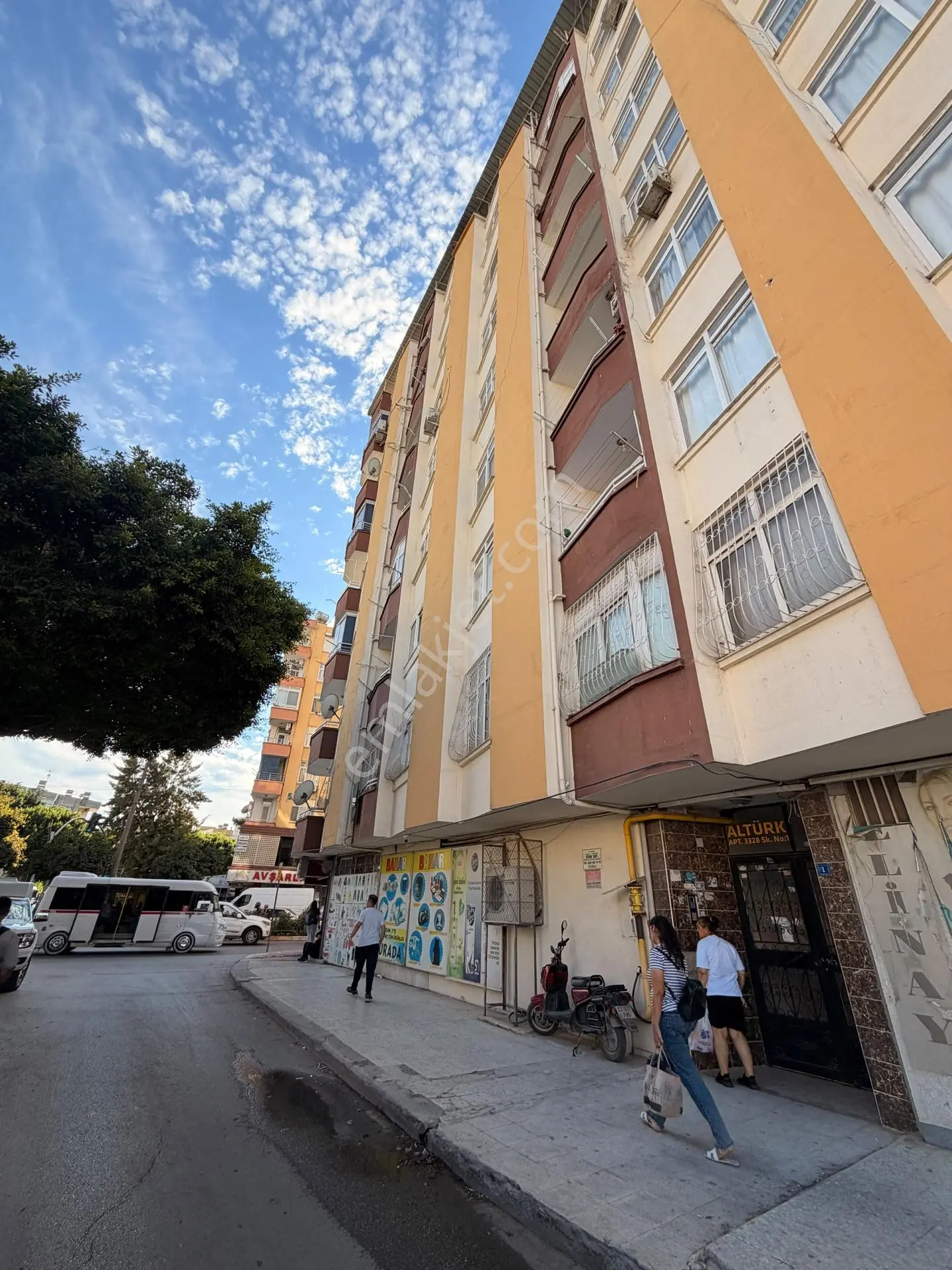 Koç Emlak’tan Şehitishak Mahallesi’nde Ana Yol Üzerinde Satılık 2+1 — fotoğraf 2