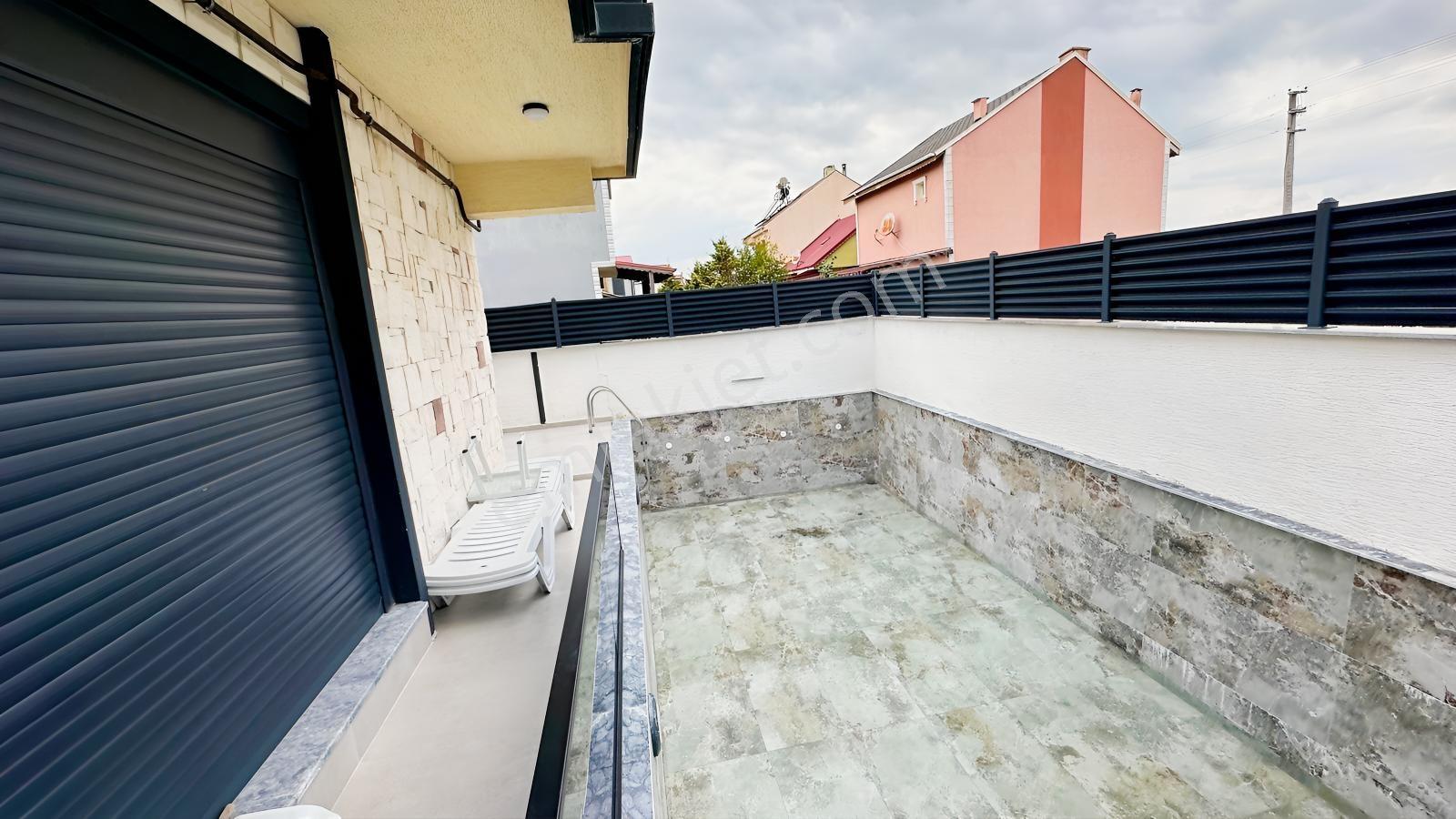 Balcıoğlundan Denize 2. Sıra Tam Müstakil 4+1 Geniş Bahçli Villa — fotoğraf 18