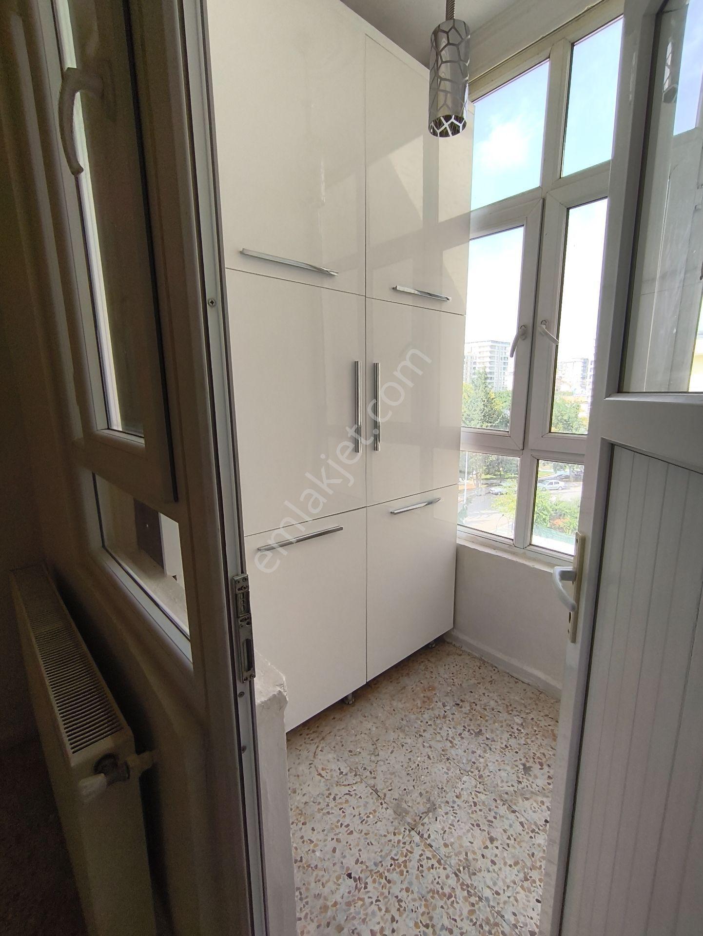 Akziyaret Emlaktan Satılık Park Cepheli 3+1 — fotoğraf 17