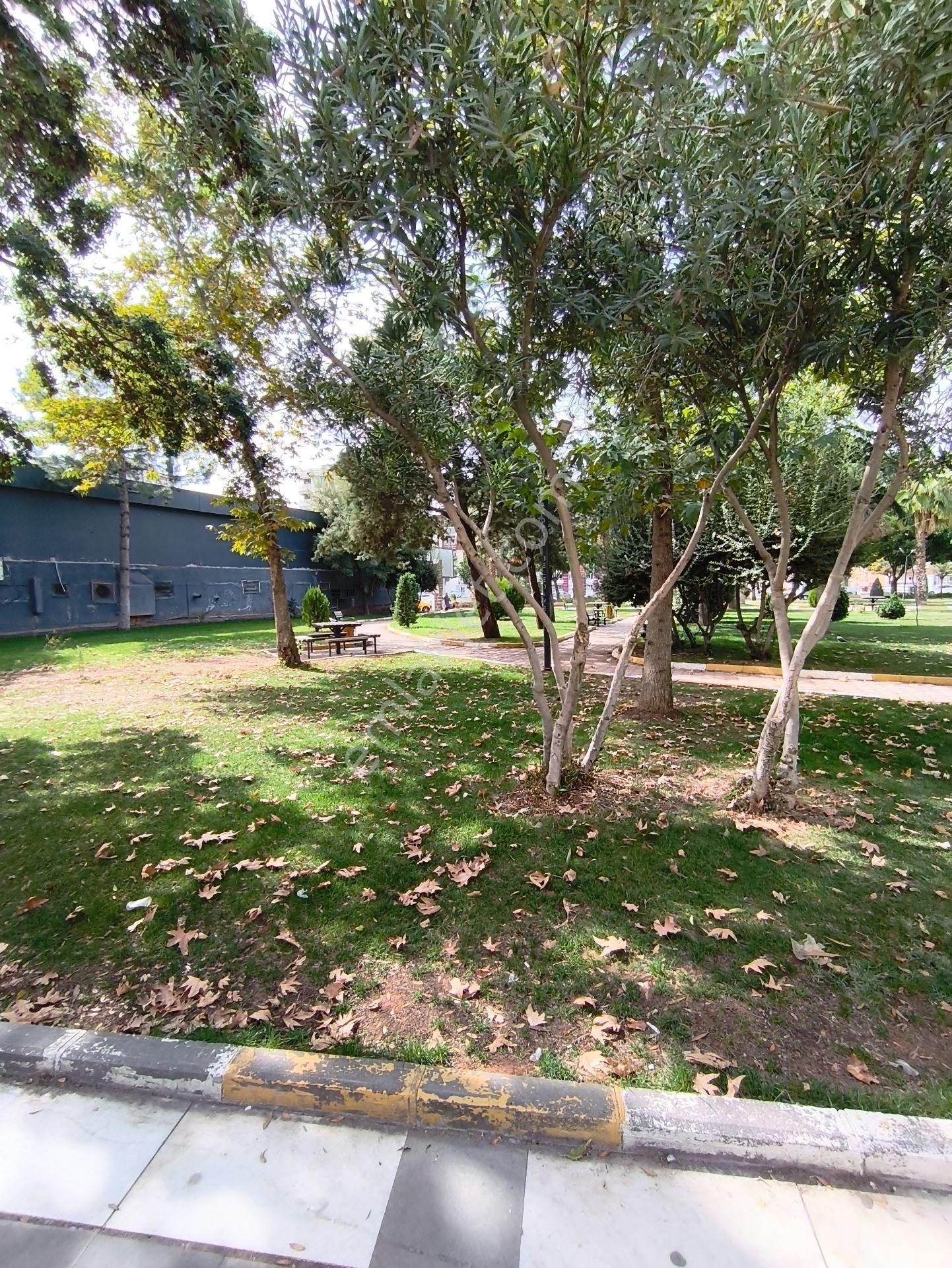 Akziyaret Emlaktan Satılık Park Cepheli 3+1 — fotoğraf 22