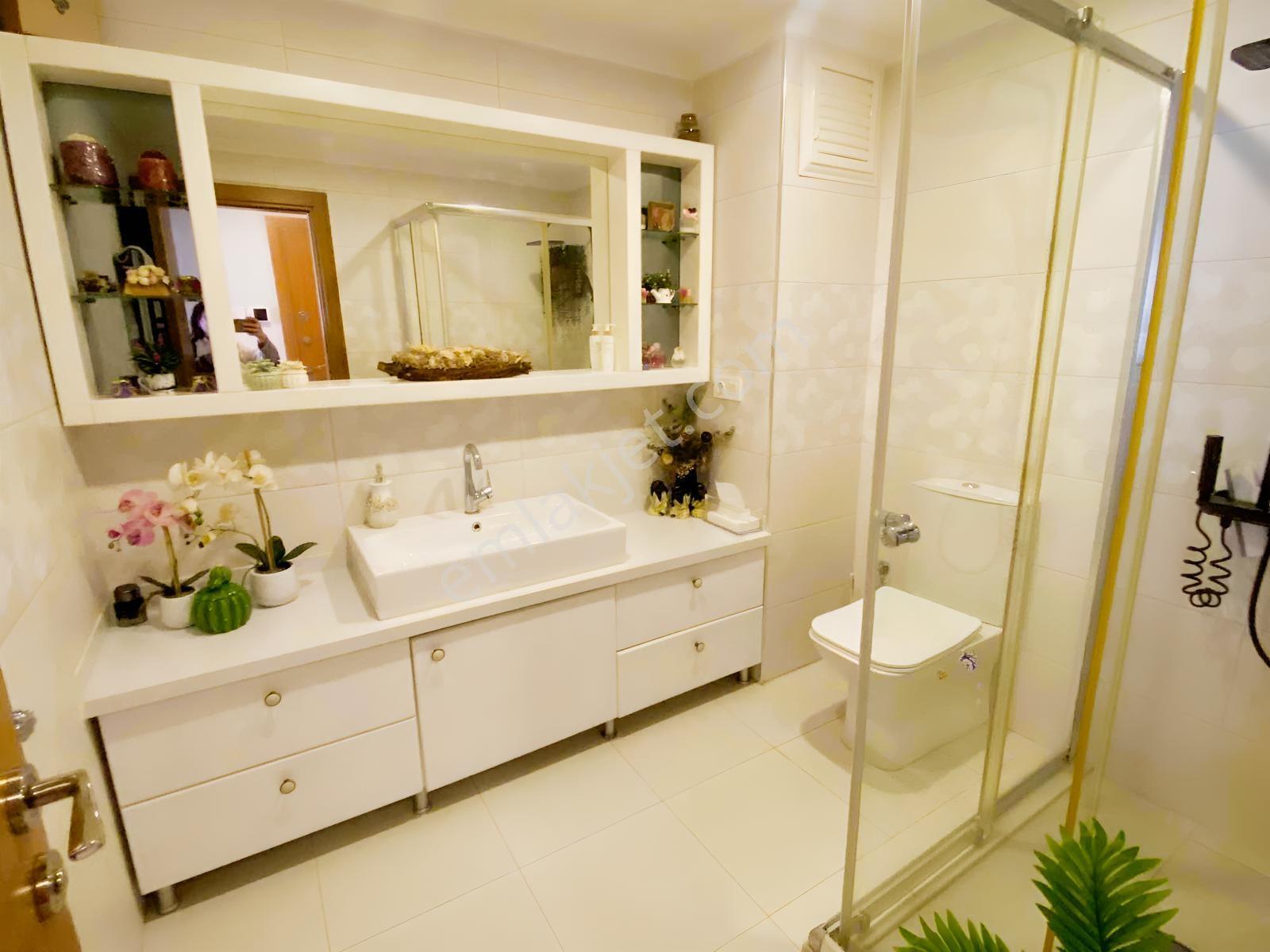 Tuzla Prestij Park Sitesinde Özel Mimari Yapım 140m2 3+1 — fotoğraf 17