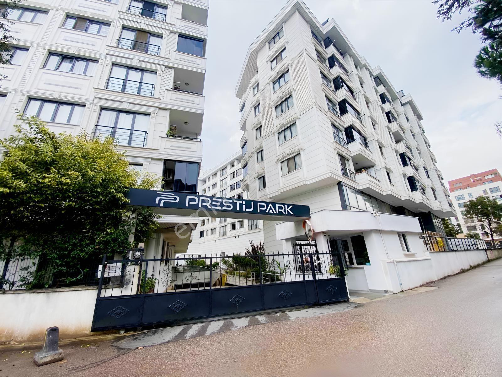 Tuzla Prestij Park Sitesinde Özel Mimari Yapım 140m2 3+1 — fotoğraf 35