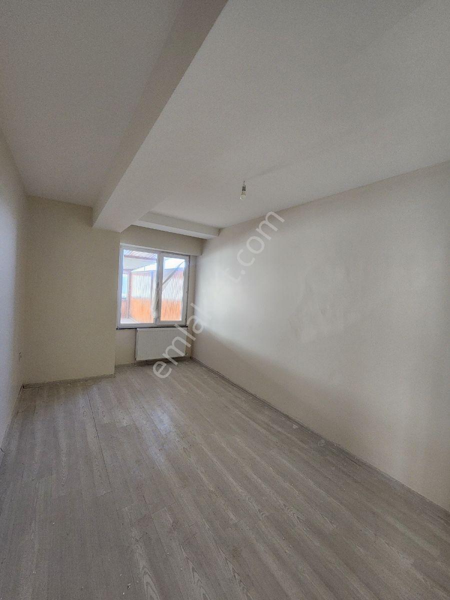 Yenibeşevler Delux Ara Kat 3+1 Geniş Teraslı Daire — fotoğraf 6