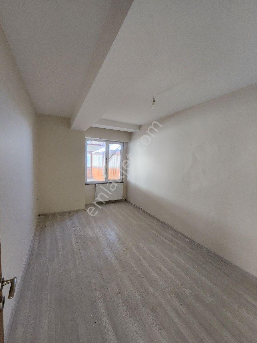 Yenibeşevler Delux Ara Kat 3+1 Geniş Teraslı Daire — fotoğraf 7