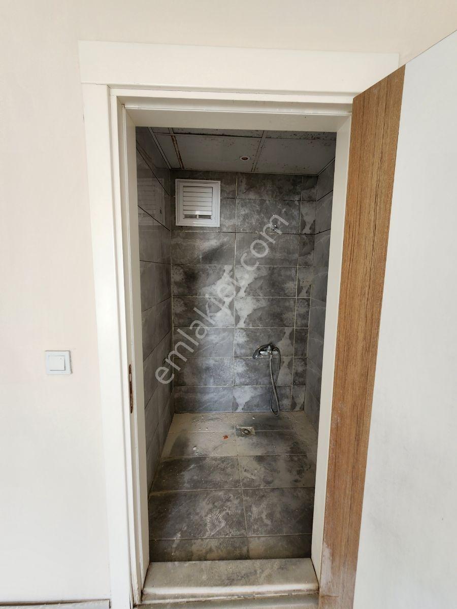 Yenibeşevler Delux Ara Kat 3+1 Geniş Teraslı Daire — fotoğraf 11