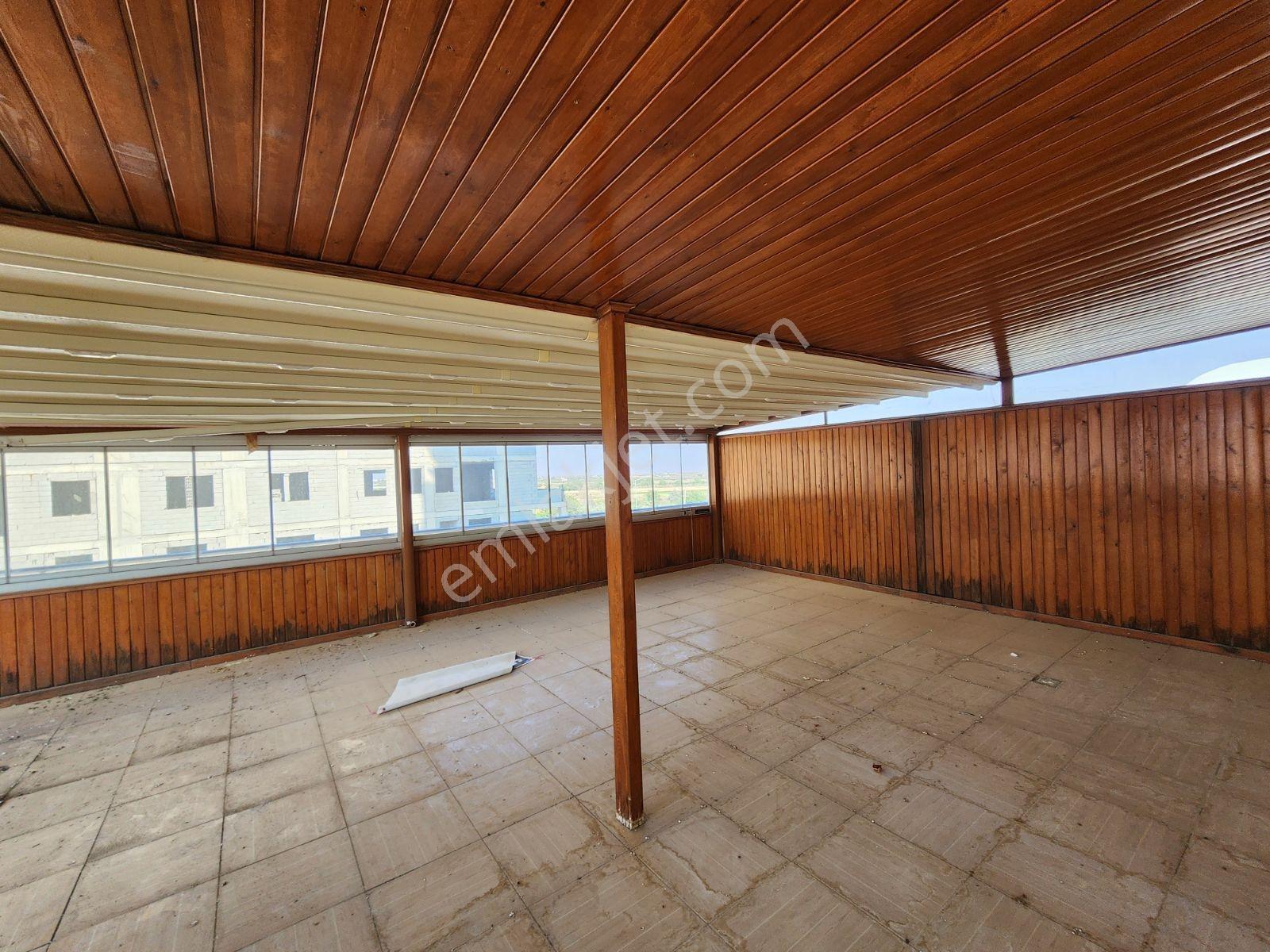 Yenibeşevler Delux Ara Kat 3+1 Geniş Teraslı Daire — fotoğraf 13