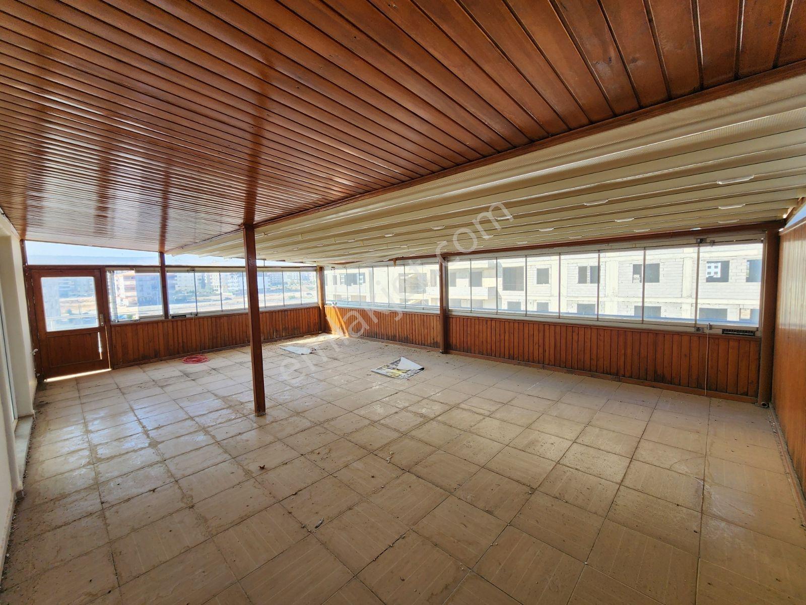 Yenibeşevler Delux Ara Kat 3+1 Geniş Teraslı Daire — fotoğraf 14
