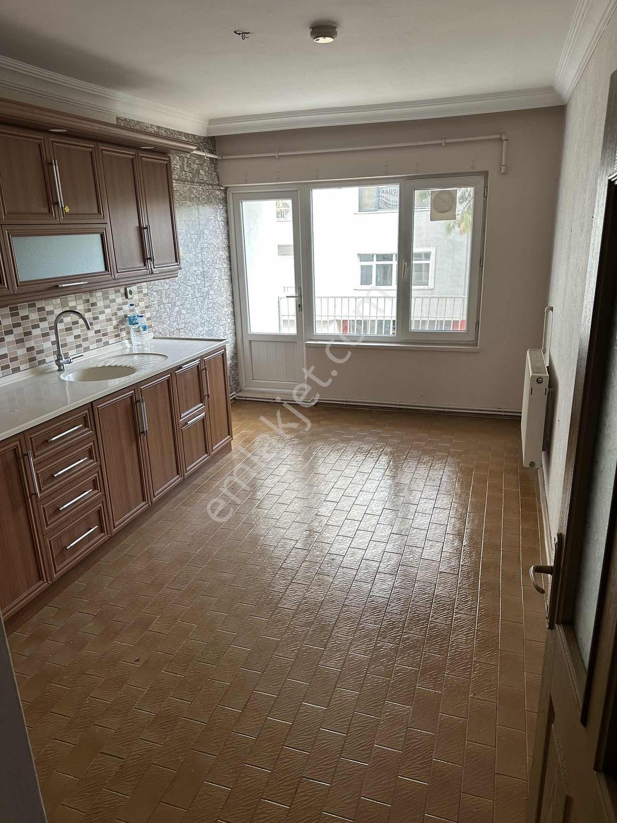 Deneyim'den Shell Kavşağı Yakını Caddeye Cephe 3+1 Ofis & Daire — fotoğraf 7