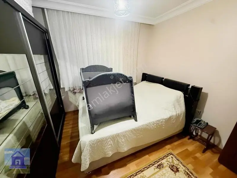 Hürriyet Mahallesinde 14 Yıllık 2+1 Satılık Yeni Daire — fotoğraf 10
