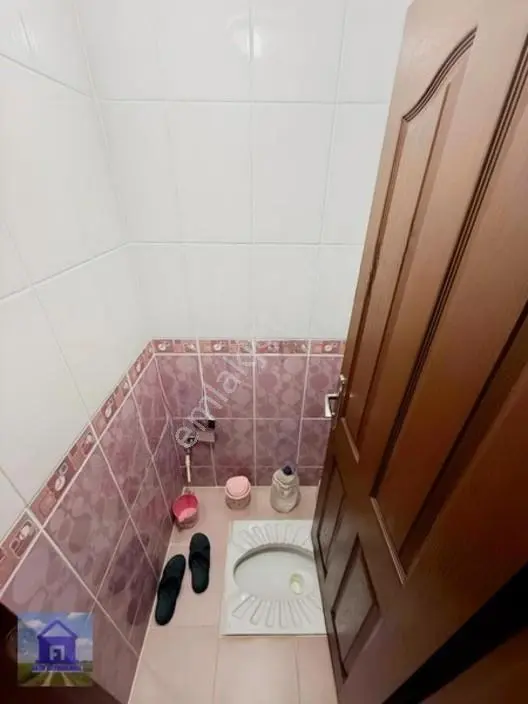 Hürriyet Mahallesinde 14 Yıllık 2+1 Satılık Yeni Daire — fotoğraf 14