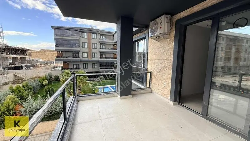 Kolaytapu Zafer Mh. Havuzlu Site Dublex Teraslı 5+1 Sıfır Daire — fotoğraf 17