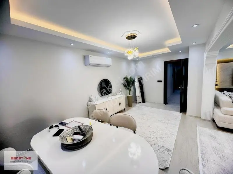 Redstone Myidol'den Geniş-masrafsız-ferah 2+1 Daire — fotoğraf 7