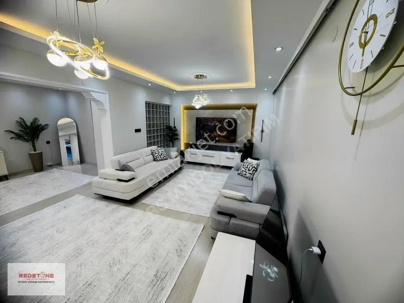 Redstone Myidol'den Geniş-masrafsız-ferah 2+1 Daire — fotoğraf 9