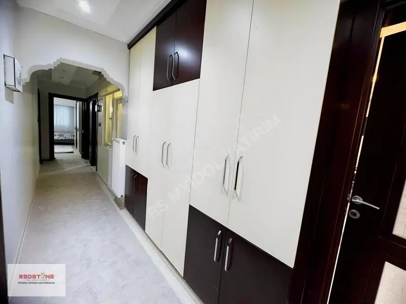 Redstone Myidol'den Geniş-masrafsız-ferah 2+1 Daire — fotoğraf 13