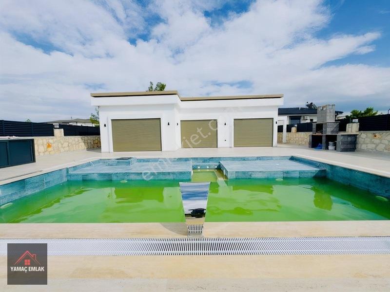 Didimde Satılık 600 M2 Arsa İçinde Alaçatı Mimarili Özel Villa — fotoğraf 3