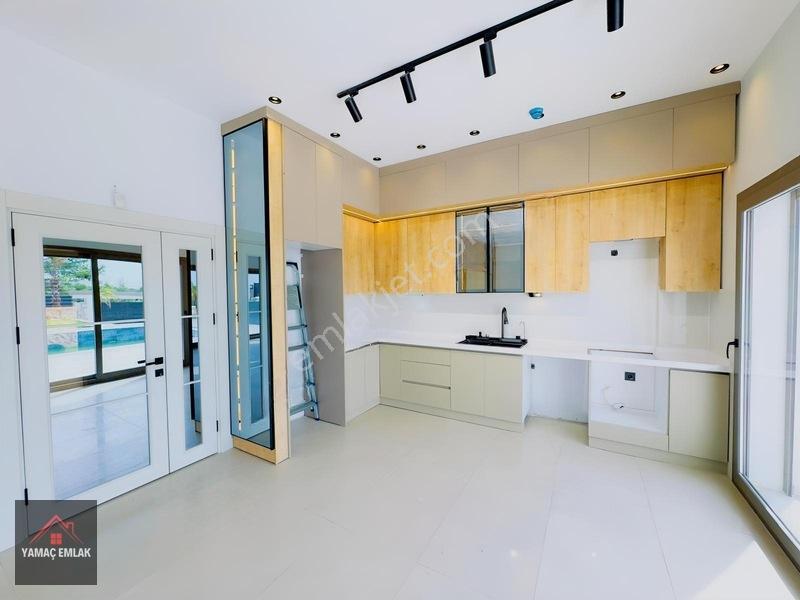 Didimde Satılık 600 M2 Arsa İçinde Alaçatı Mimarili Özel Villa — fotoğraf 10